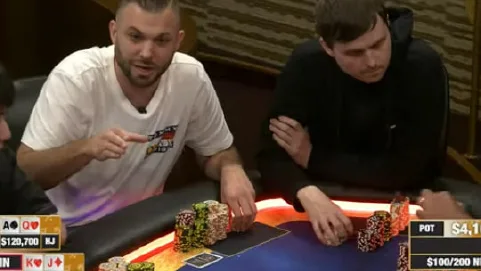 【扑克嘴炮大战！】Martin Kabrhel惨遭Nick Palma「当场封嘴」！Hustler Casino Live火药味爆棚
