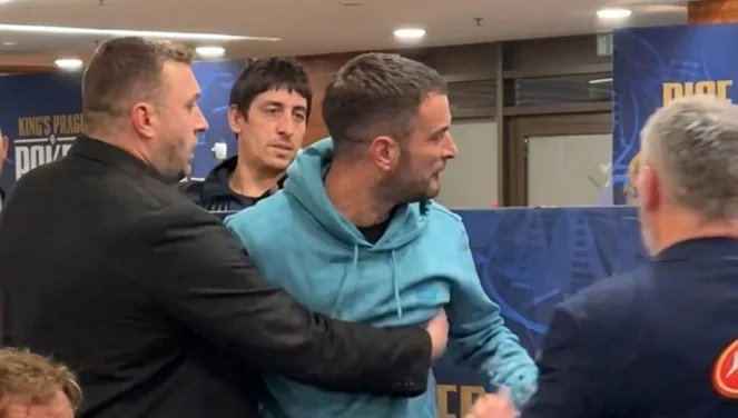 Birger Larsen在关键争冠阶段因情绪失控与不当行为遭官方取消资格