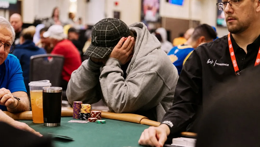 WSOP不只是比牌技，更像一场数十天生存战