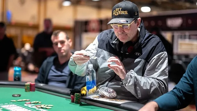 【第18条WSOP金手链要来了!?却再次提醒所有人他还在】Phil Hellmuth传奇未完待续